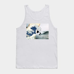 Surfin the wave Tank Top